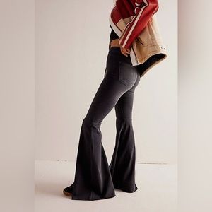 Free People Flare Jeans High rise